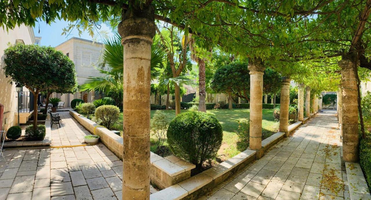 Sine Tempore B&B Manduria Bagian luar foto