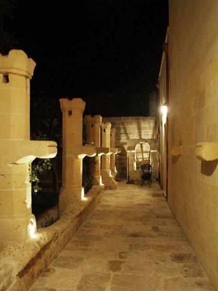 Sine Tempore B&B Manduria Bagian luar foto